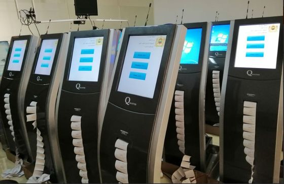 Ολοκληρωμένο 17 ιντσών οθόνη αφής εισιτηρίων Χορηγός νοσοκομειακό σύστημα ουράς